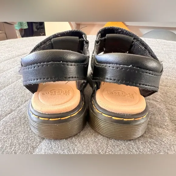Dr. Martens Boys Sz 11 Toddler Black Moby II Leather Sandals