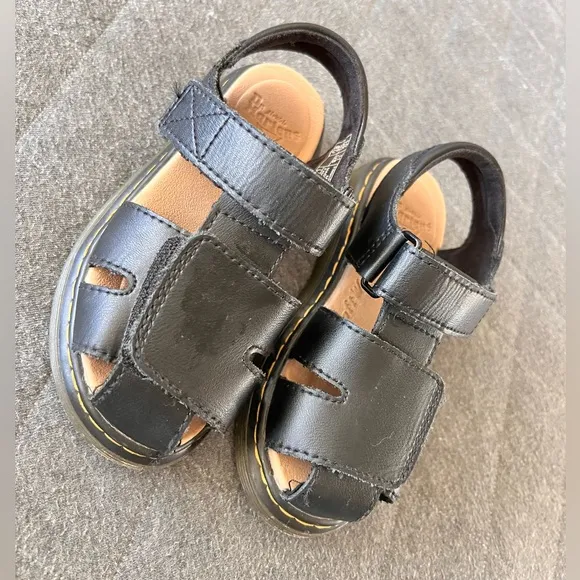 Dr. Martens Boys Sz 11 Toddler Black Moby II Leather Sandals