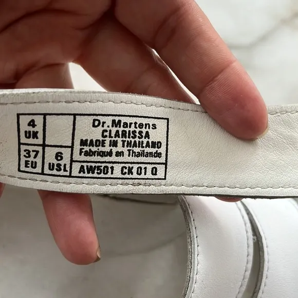 Dr. Martens CLARISSA Sandals White EU37 US6 fits US7 runs large **read