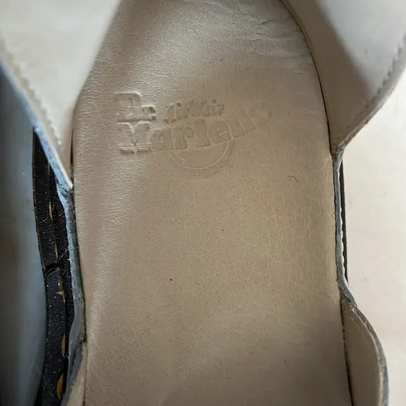 Dr. Marten’s Clarissa sandals