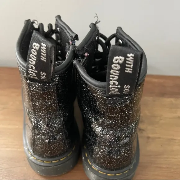 Dr. Martens Kids Boots Black with Speckles