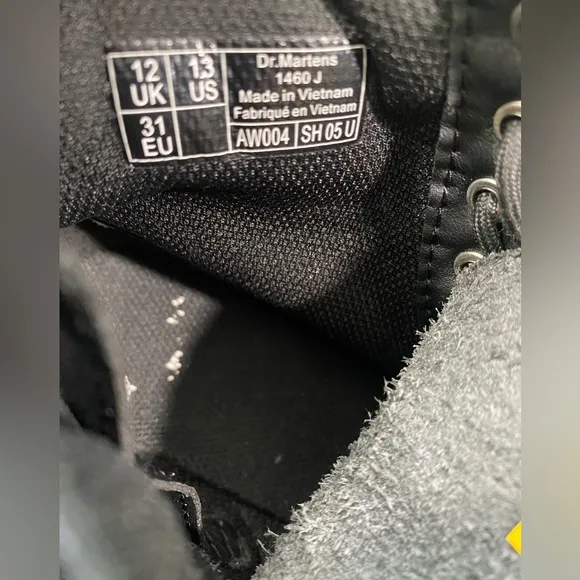 DR. MARTENS Leather Girls Boots