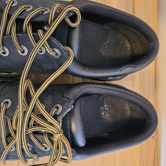 DR MARTENS Unisex Graceland Black Leather Shoes, Oxfords