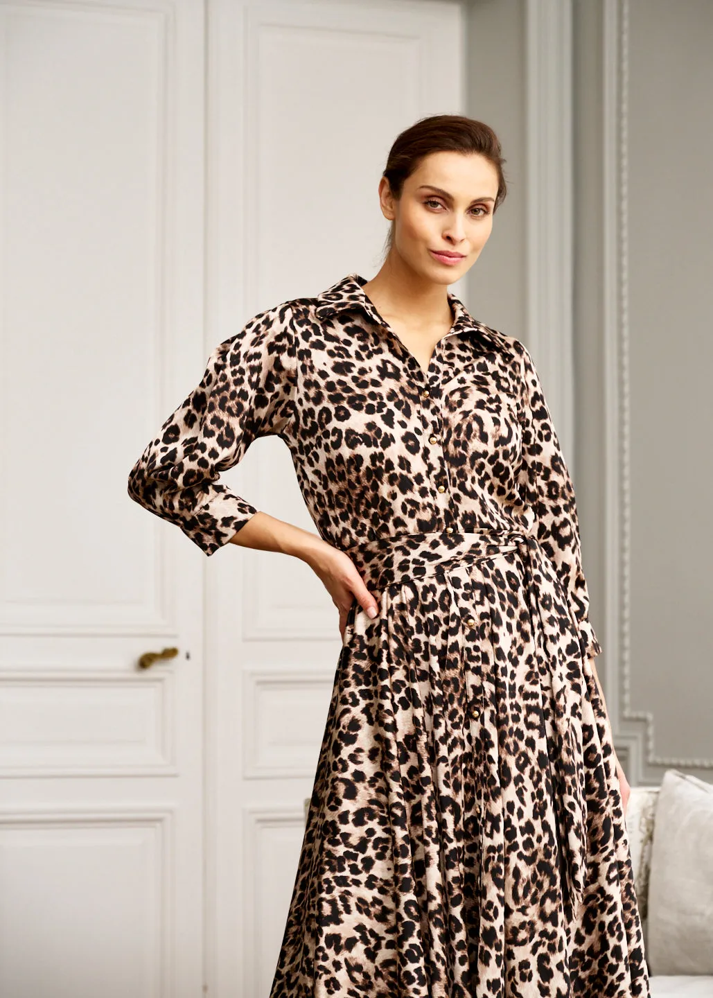 Dress Claudine: Sophisticated Leopard Maxi Dress
