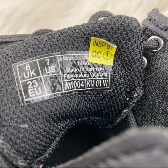 DR.MARTENS BOOTS