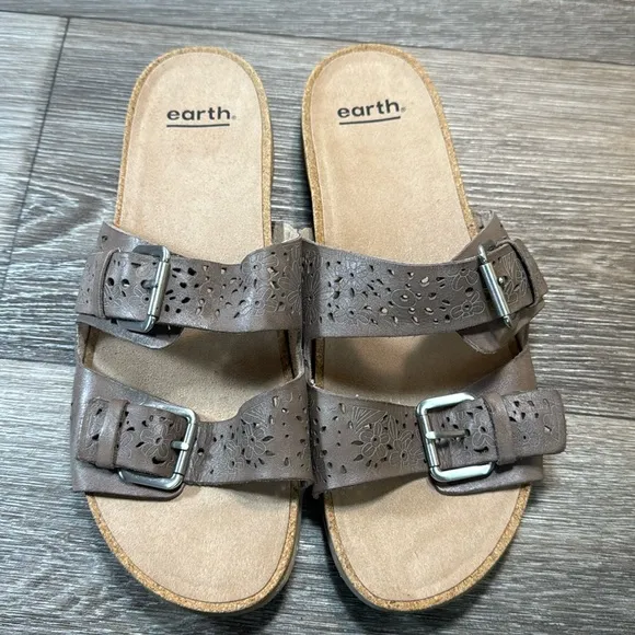 Earth tan leather slides woman’s size 10 wide (b28)