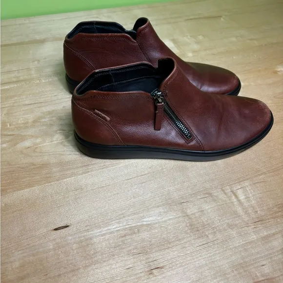 ecco boots brown boots cise 11 like new
