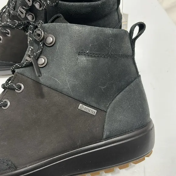 ECCO. GORE-TEX BOOTS   For MEN SIZE  5.5
