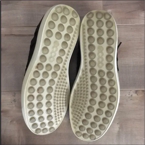 Ecco Soft Woven Black Leather Tie Sneaker