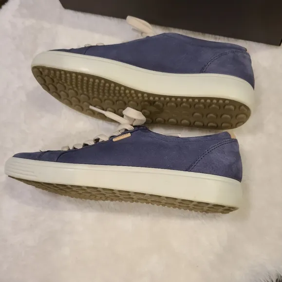Ecco Womens Soft 7 Sneakers