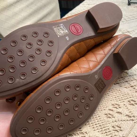 Elegant Brown Quilted Ballet Flats