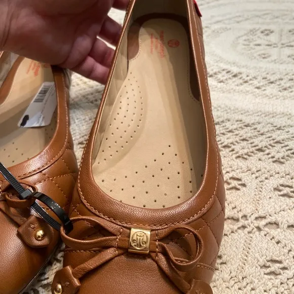 Elegant Brown Quilted Ballet Flats