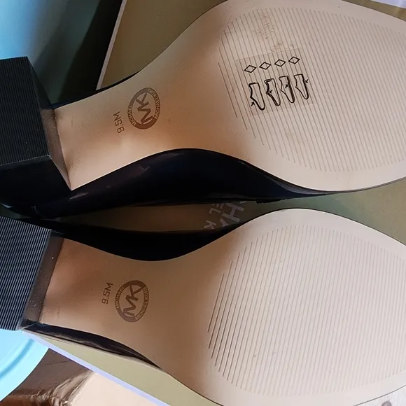 Elegant Navy Women's Loafers