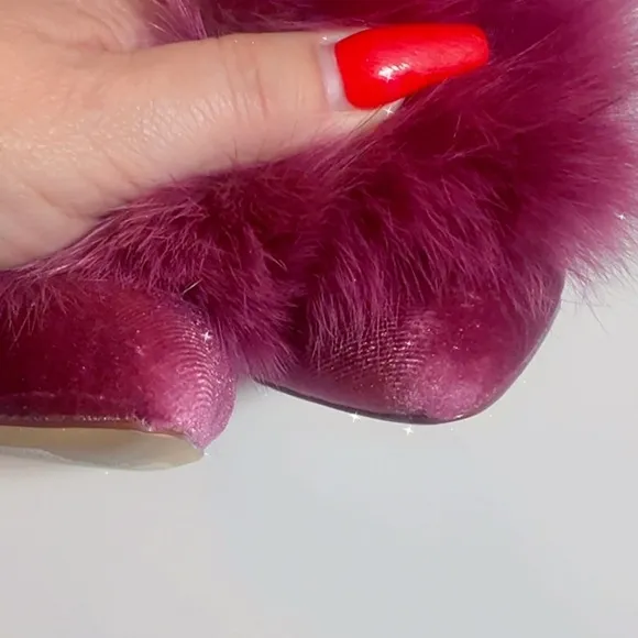 Elegant Velvet Pink Pom Pom slip on party high heels size 7