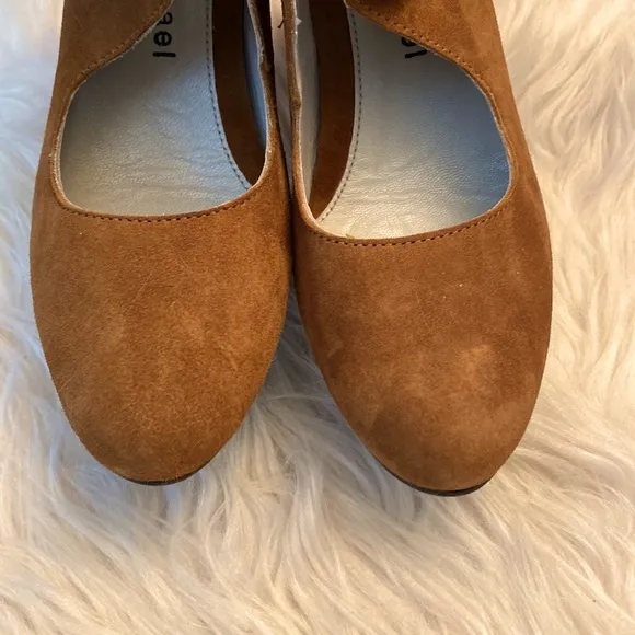 Eric Michael Suede Heels/Booties, Size 5.5