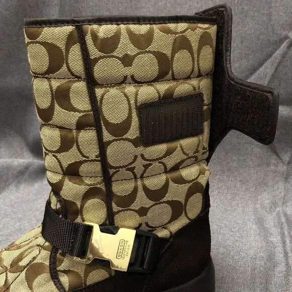 EUC Coach Brown Shannon Signature Monogram Vibram Sole Women's Boots- Size 7