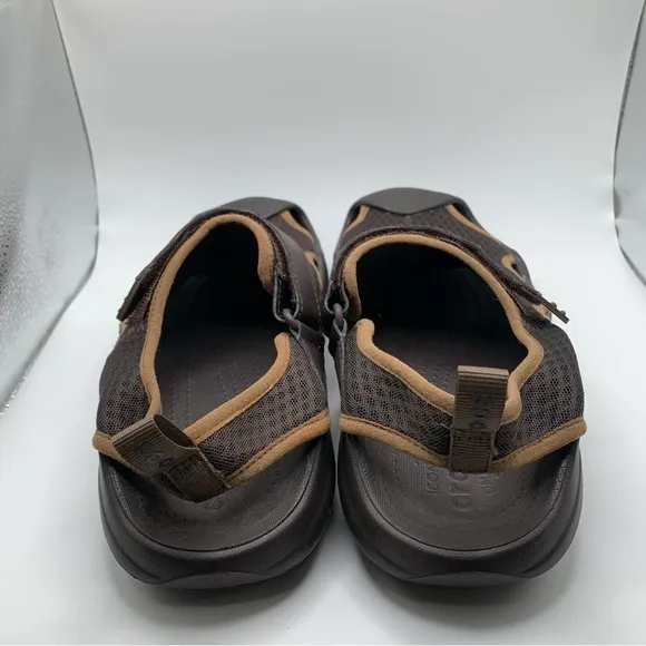 EUC CROCS Men's Swiftwater Mesh Deck Sandals size 12 brown sandals