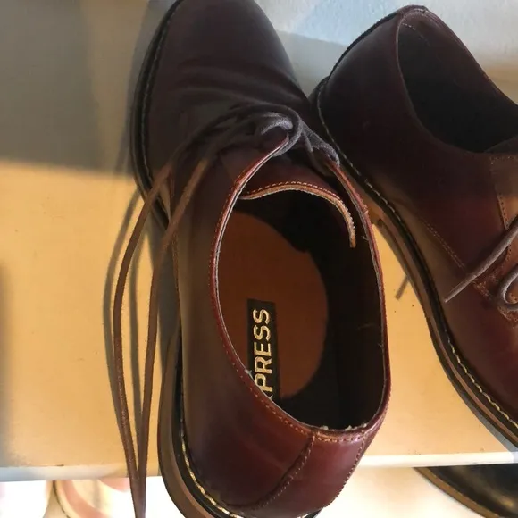 EXPRESS DRESS LEATHER SHOES
