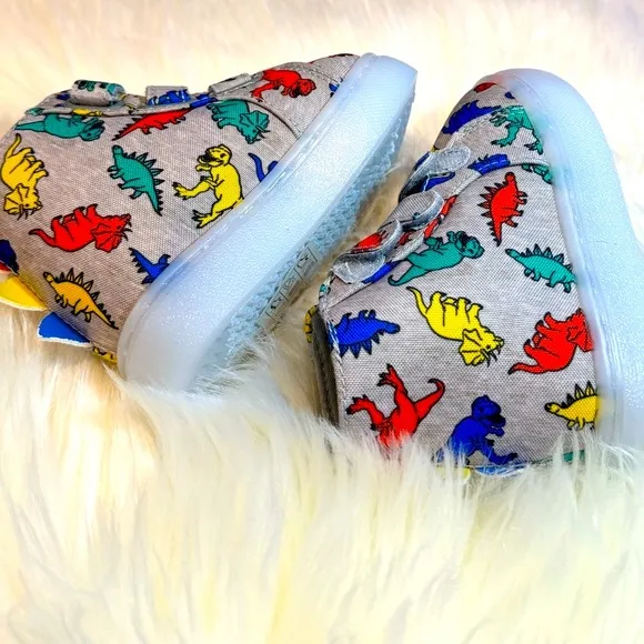 FabKids Boys Light-up 3D Dinosaur Hightop Sneakers NWOB Sale
