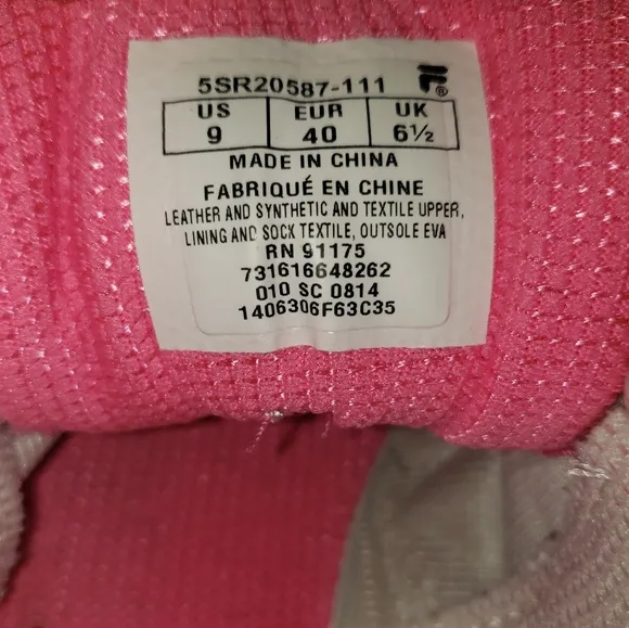 FILA APPROACH WHITE SILVER HOT PINK RUNNING SHOES SNEAKERS SIZE 9