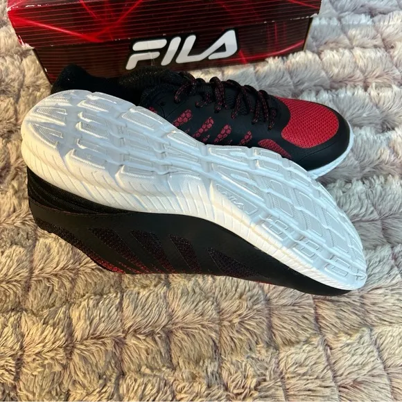 Fila Boy Speedstride SneakersSize 6