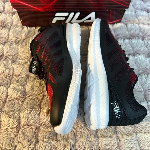 Fila Boy Speedstride SneakersSize 6