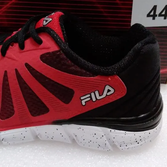 FILA FRACTION 2 KID´S SHOES  SIZE- 5.5