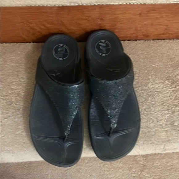 FitFlop Black Sandals for Women Size 9 In Great Condition