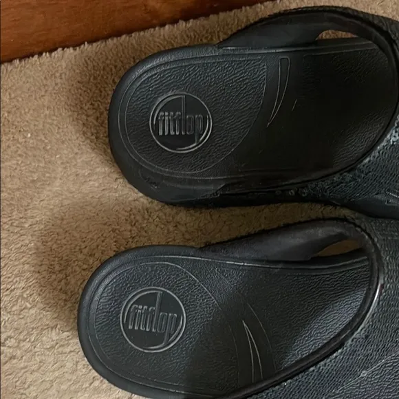 FitFlop Black Sandals for Women Size 9 In Great Condition