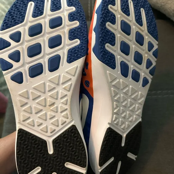 Florida Gators Nike Train Speed Sneakers M 9, NWOT