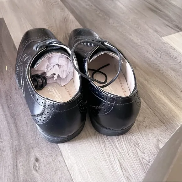 Florsheim Boys Black Wing-Tip Dress Shoes