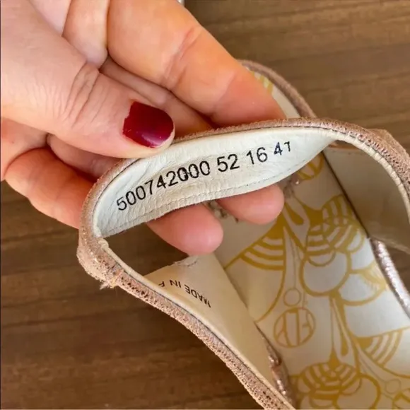 Fly London Yifa Luna Gold Metallic sandals 10.5