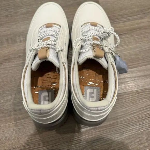FootJoy Stratos Luxury Casual Spikeless Off White 90111 Golf Shoes Sneakers