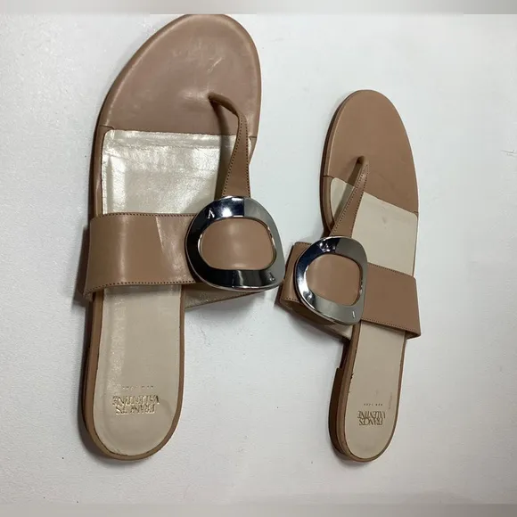 Frances Valentine Leather Slip-On Thong Sandals In Light Tan Size 11