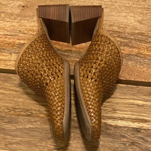 Franco Sarto Brown Leather Woven Mules Heels Sz 10
