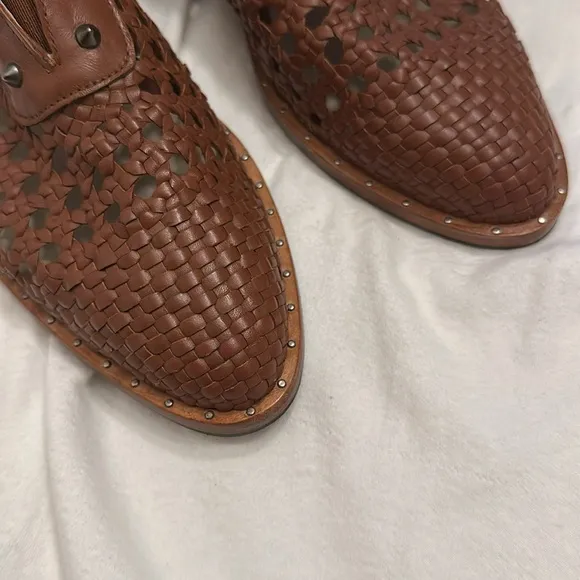 FRĒDA SALVADOR Brown Leather Oxford Slip-On Shoes