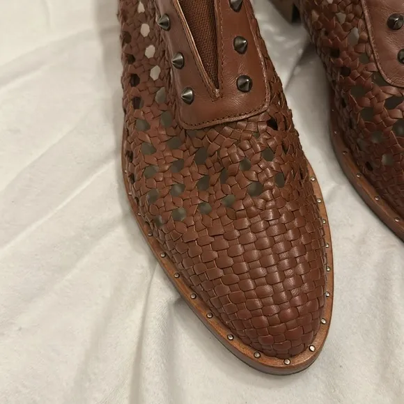 FRĒDA SALVADOR Brown Leather Oxford Slip-On Shoes