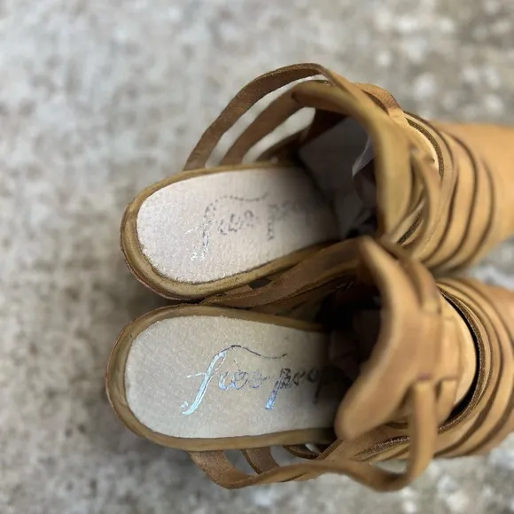 Free People Byron Strappy leather Mules size 39 8.5
