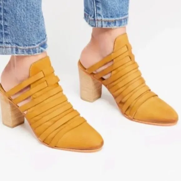 Free People Byron Strappy leather Mules size 39 8.5