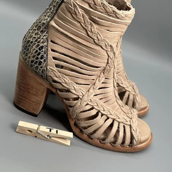 Freebird By Steven Beige Bela Shoe Womens 7 Tan Strappy Woven Heels Sandal Zip