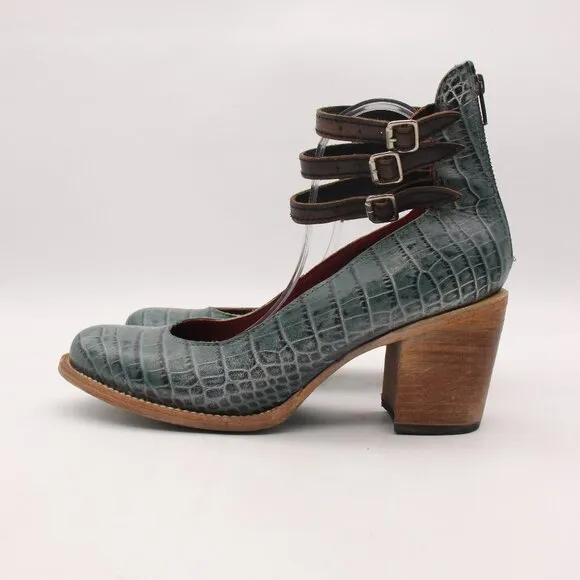 Freebird By Steven Randi Women's Size 11 Booties Embossed Leather Heels Shoes