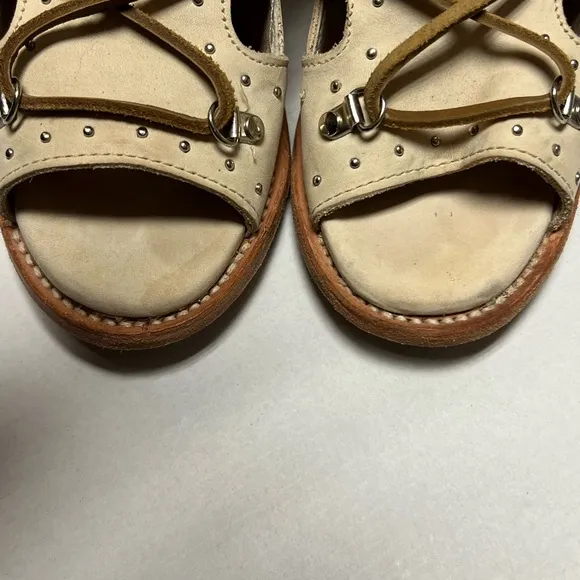 Freebird Women's Cream Lace-Up Sandals size 9