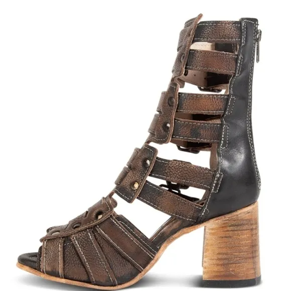 Freebird Zane Sandals