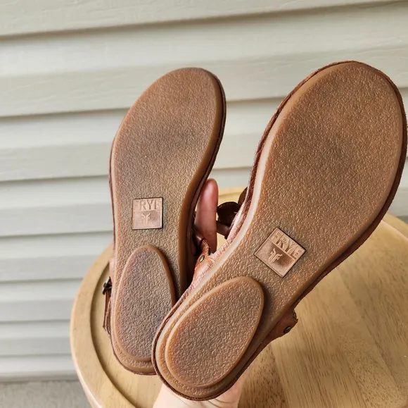 Frye Alessia leaf sling sandals