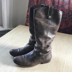 Frye | Bailey Button Boots