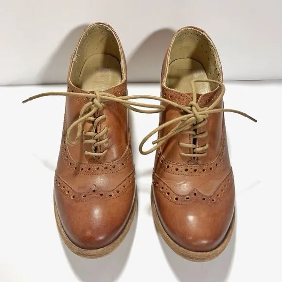 FRYE Brown Leather Wing Tip Laced Oxfords Heels Shoes Women's Sz 7.5
