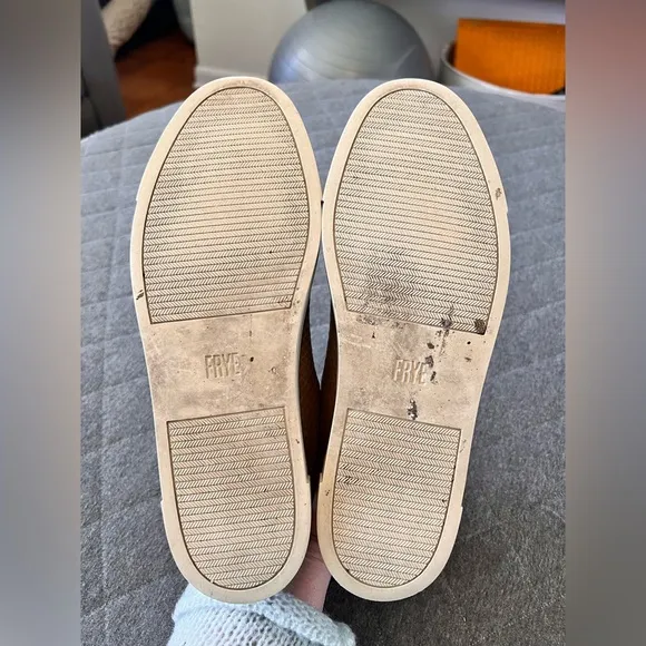 FRYE IVY LOW LACE Gray (Brownish) Sz 8 Leather Sneakers Orig $150