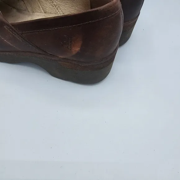 Frye Women's Clogs Shoes Brown Size 7.5