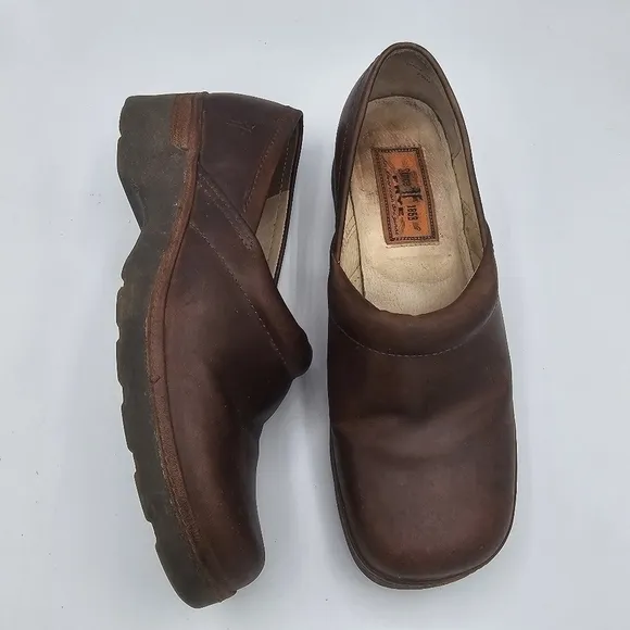 Frye Women's Clogs Shoes Brown Size 7.5