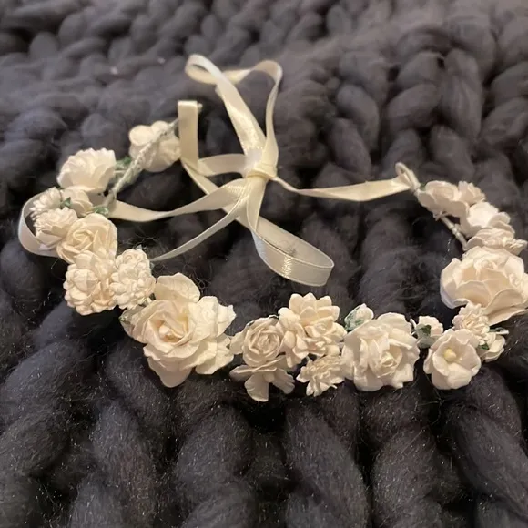 Full flower girl outfit with shoes and accessories